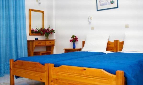 Semprou Rooms Perissa  Cameră foto