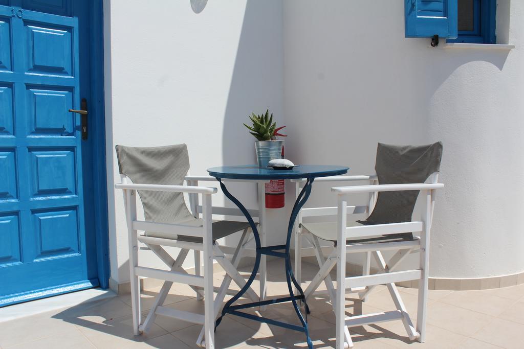 Semprou Rooms Perissa  Exterior foto